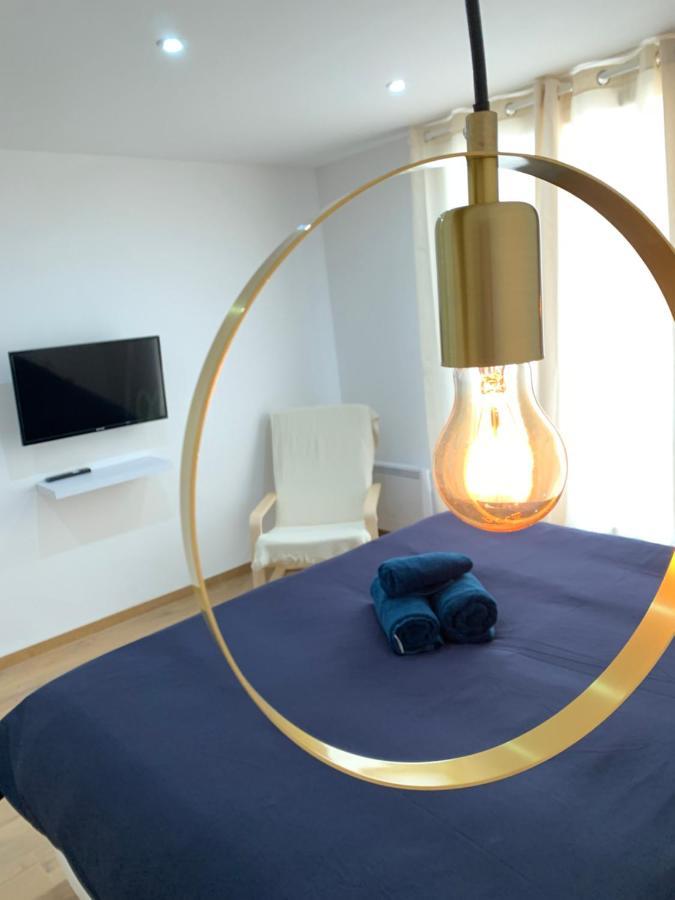 Apartment Or *